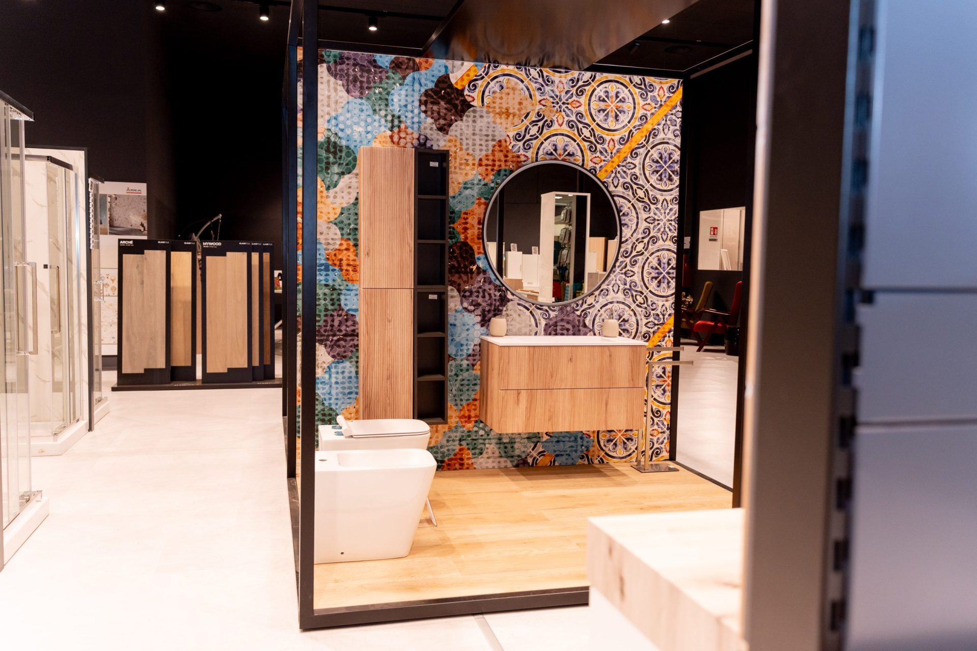 Interno Bricolage Show Room